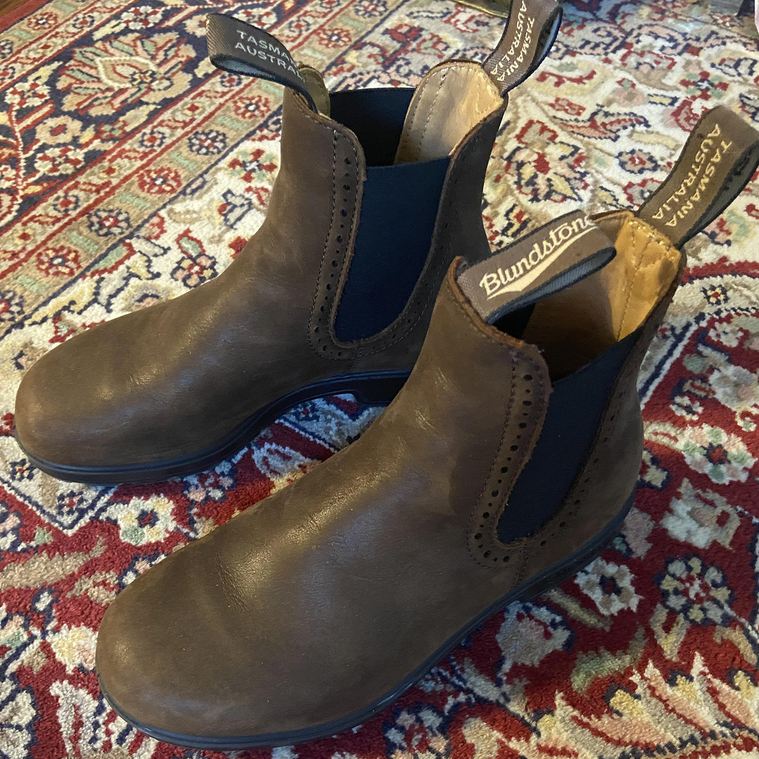 suede blundstones