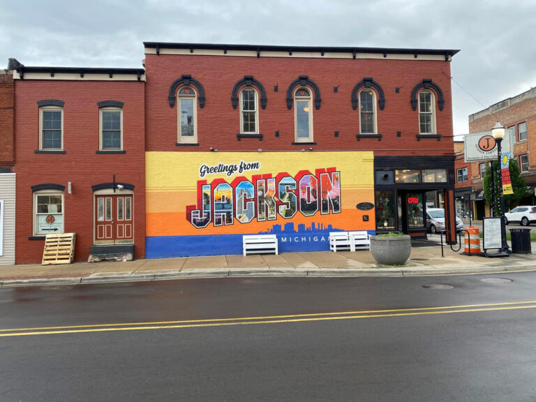 Mural reading "Greetings from Jackson"