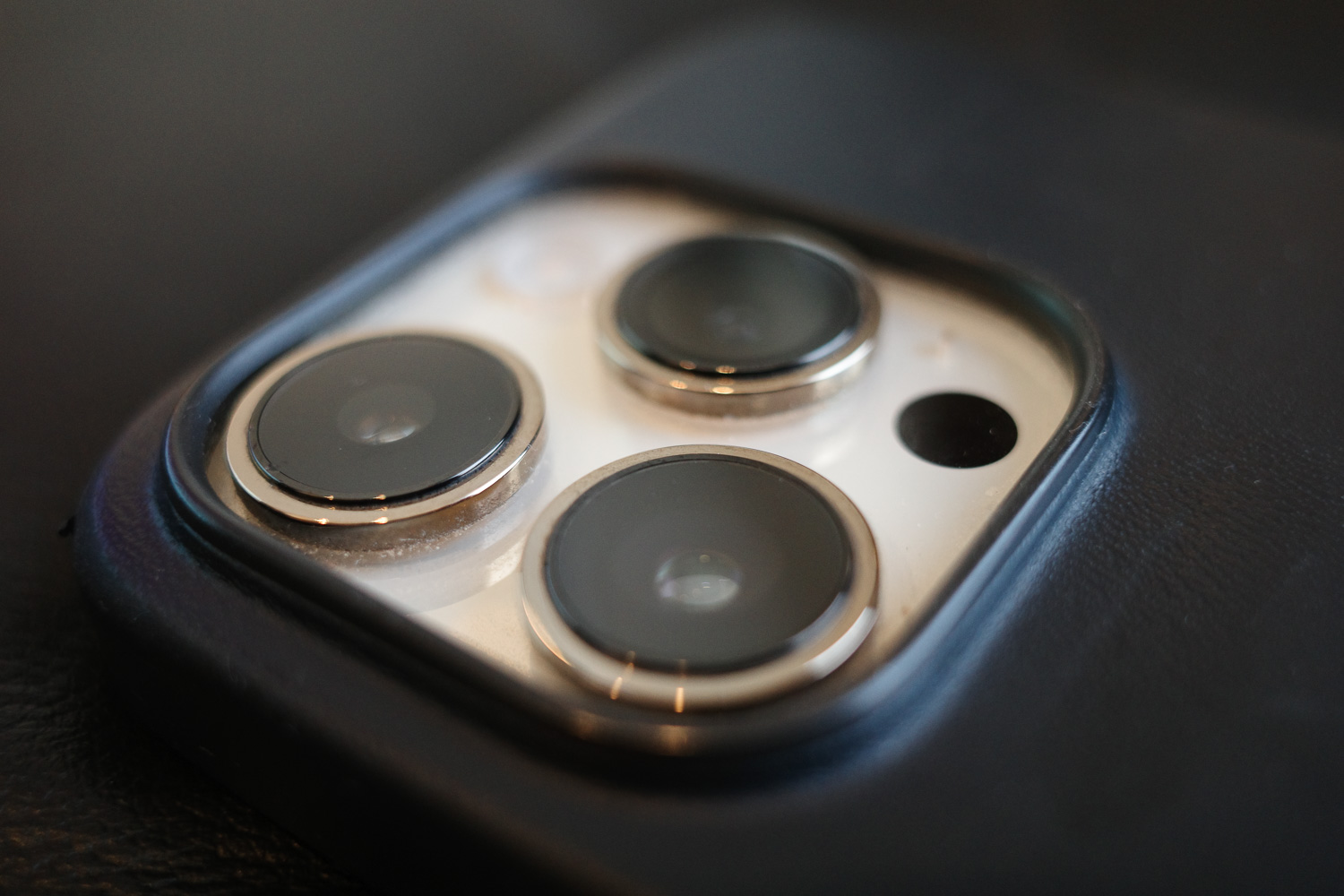 iPhone camera lenses