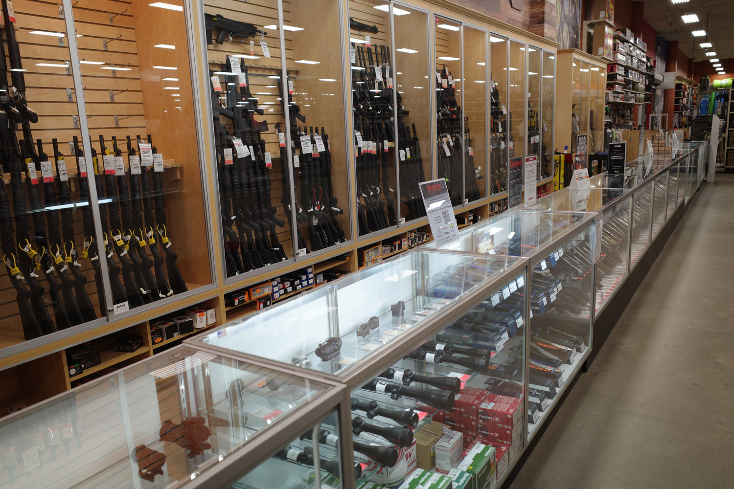 Dunham’s, the Last Home for Normie Gun Owners Michigan Enjoyer