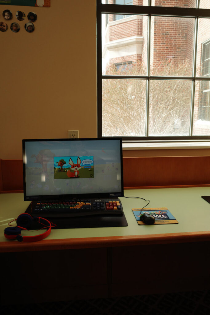 Computers in school library