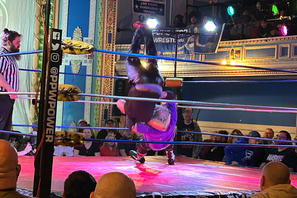 Pro Wrestling Is Helping Save Bay City’s Historic Temple