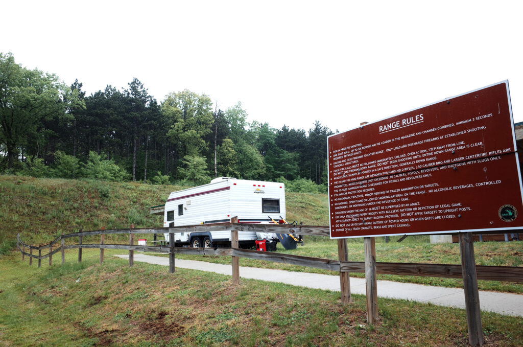 lapeer pit gun range rules sign