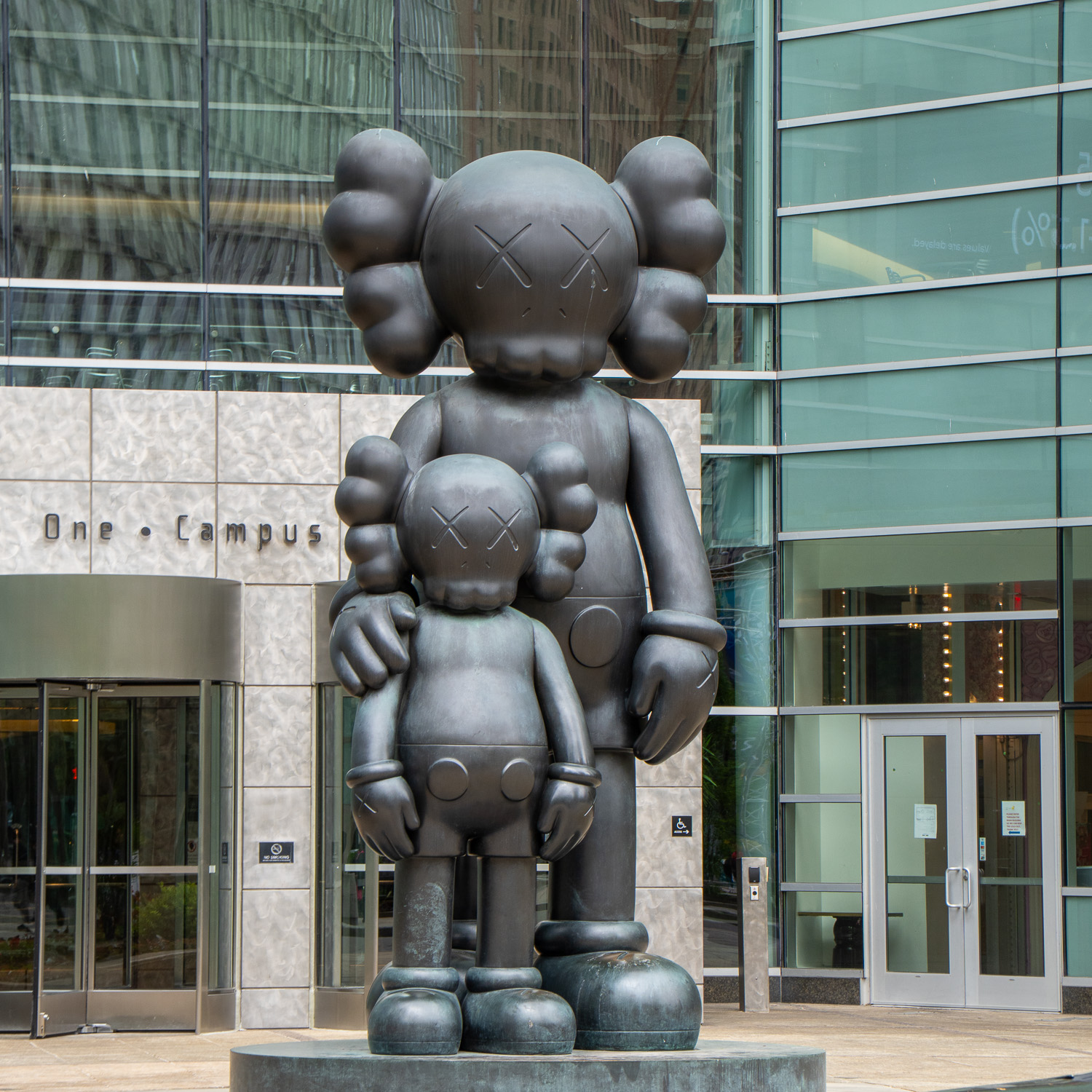 kaws statue