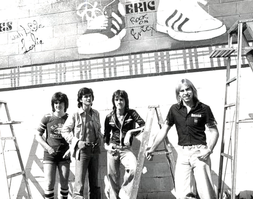 bay city rollers mural