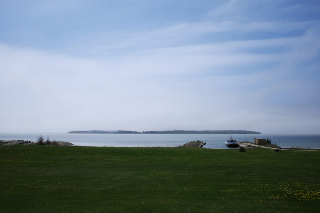 garden peninsula scene
