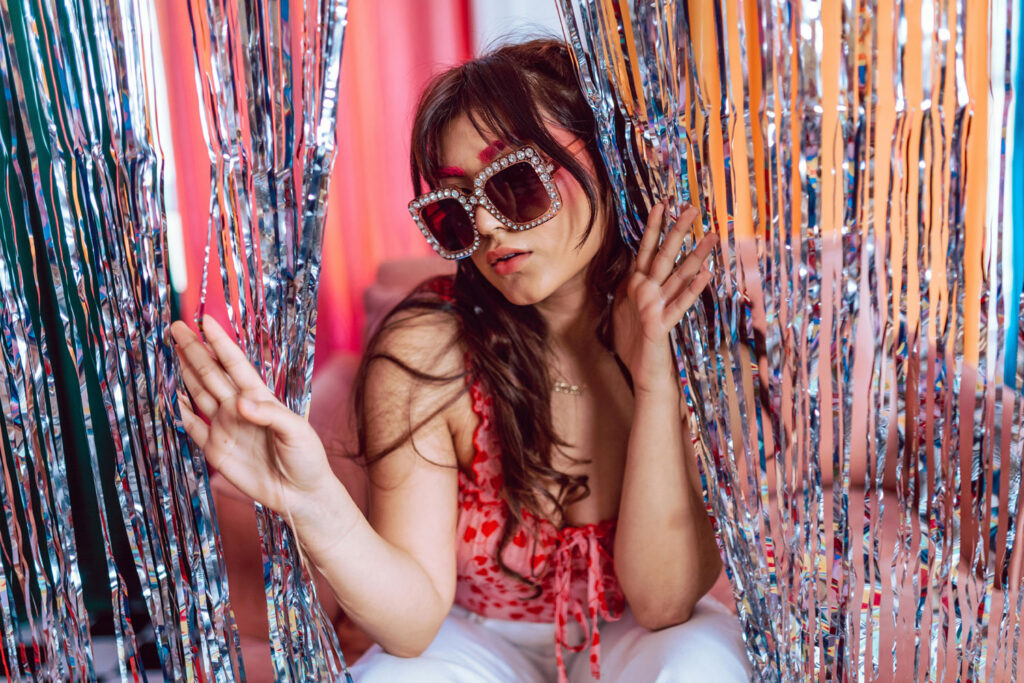 big sunglasses