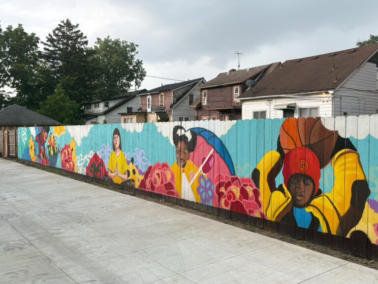 alley murals