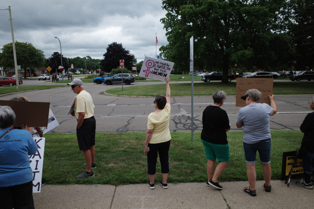boomer protestors