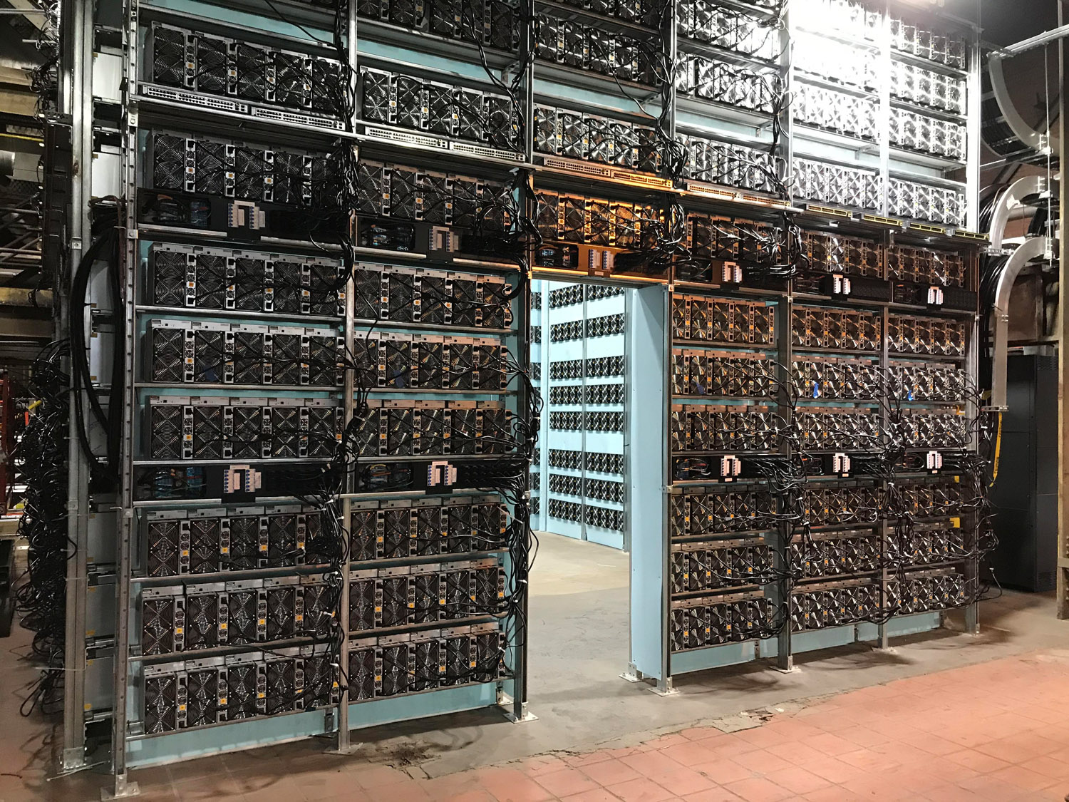bitcoin miner