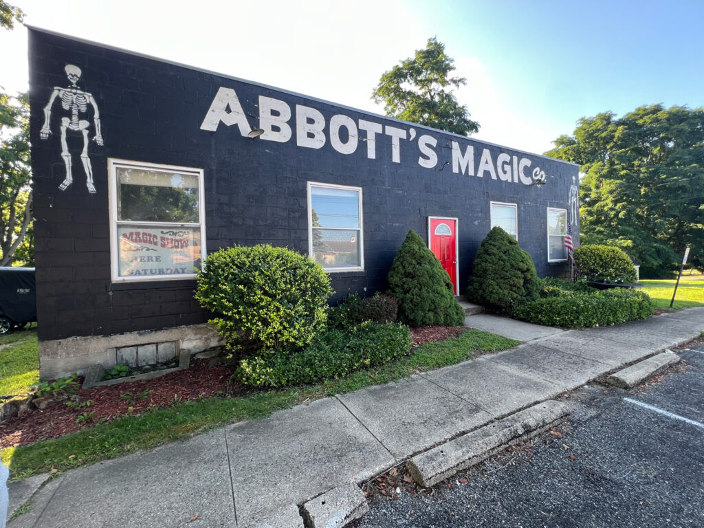 colon michigan magic capital of the world