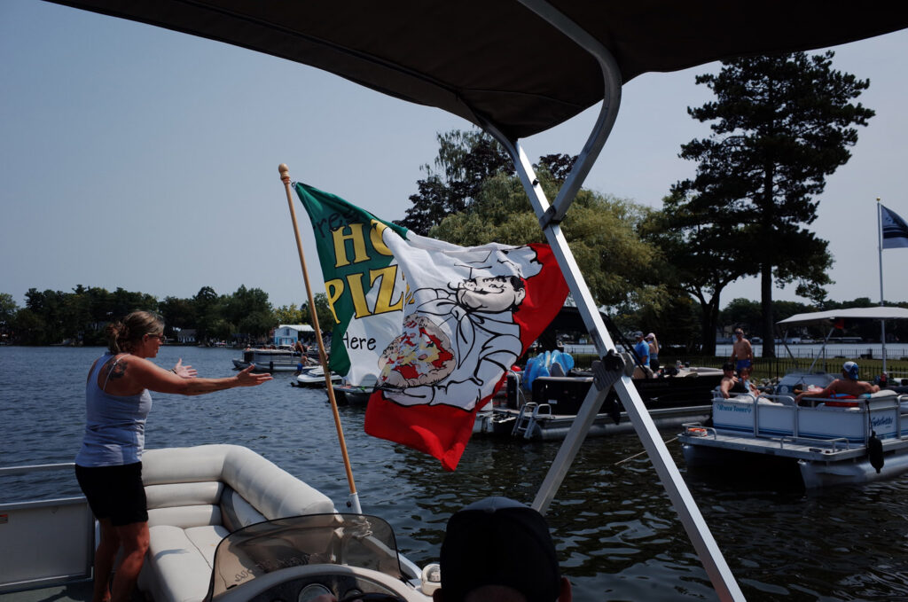 pizza boat delivery