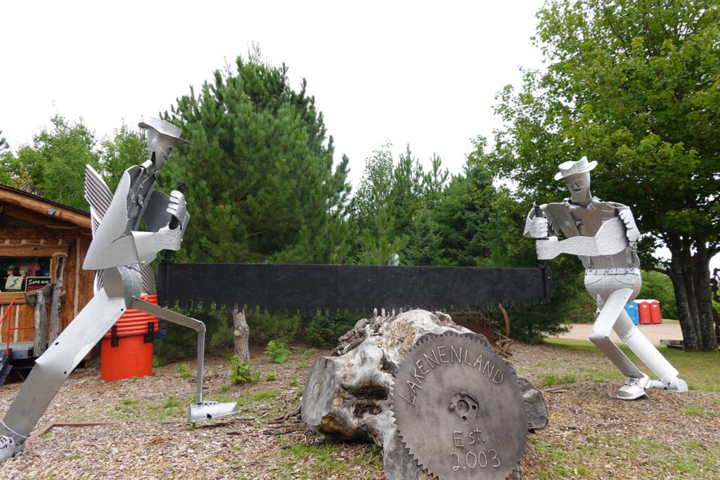 lakenenland sculpture park