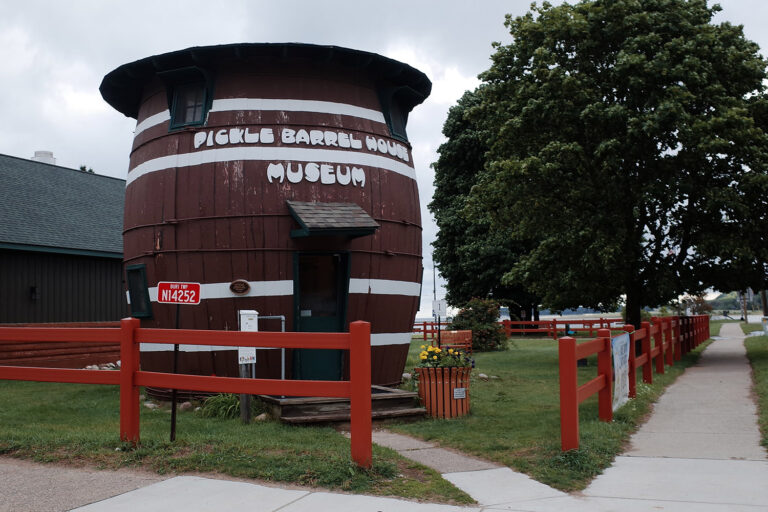 picklebarrel house