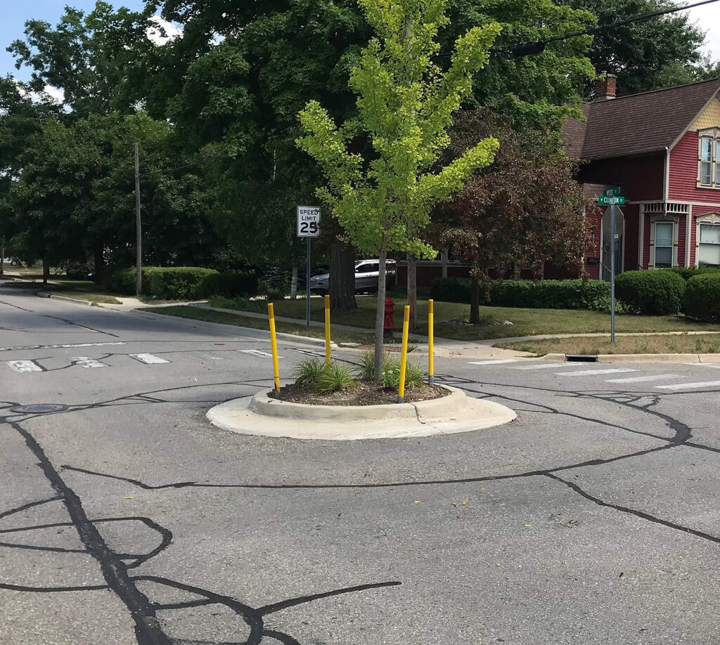 small roundabout