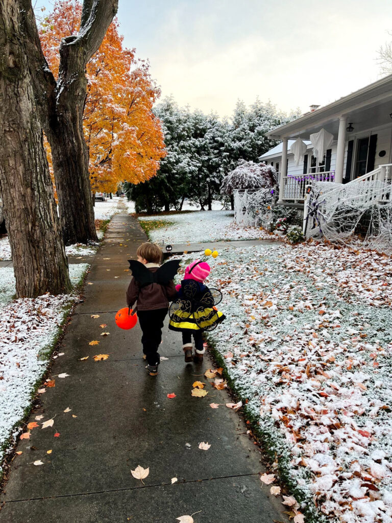 trick or treating and halloween decorations