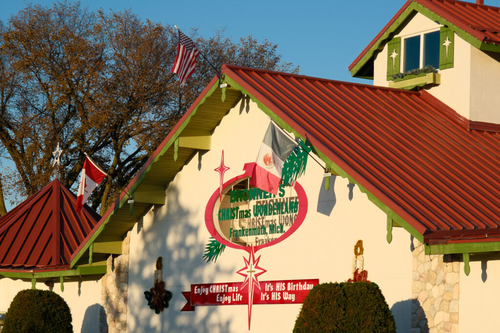 bronner's christmas wonderland