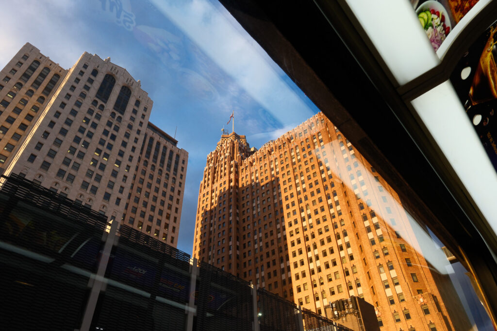 detroit people mover