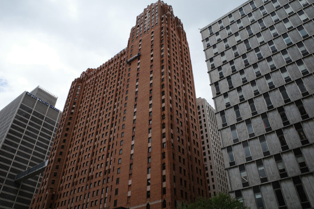 detroit guardian building