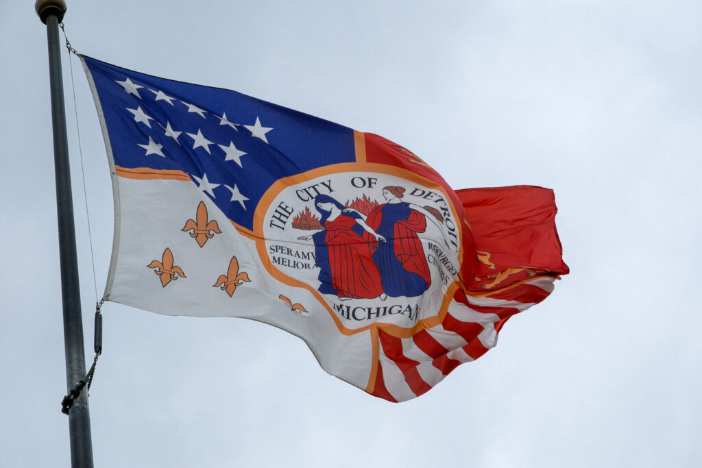 detroit flag