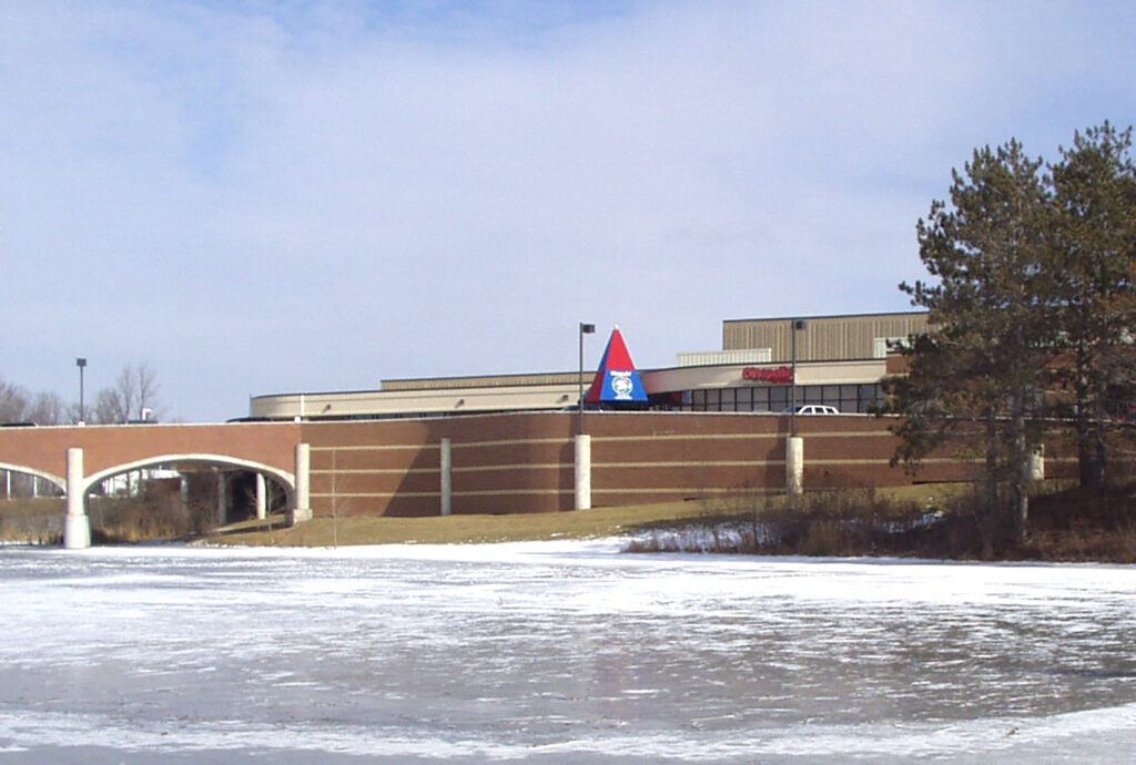 usa hockey arena